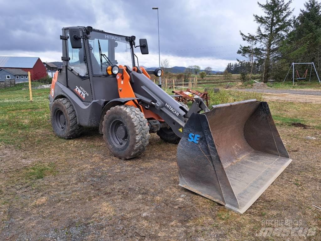 Hitachi ZW75-6C Læssemaskiner på hjul