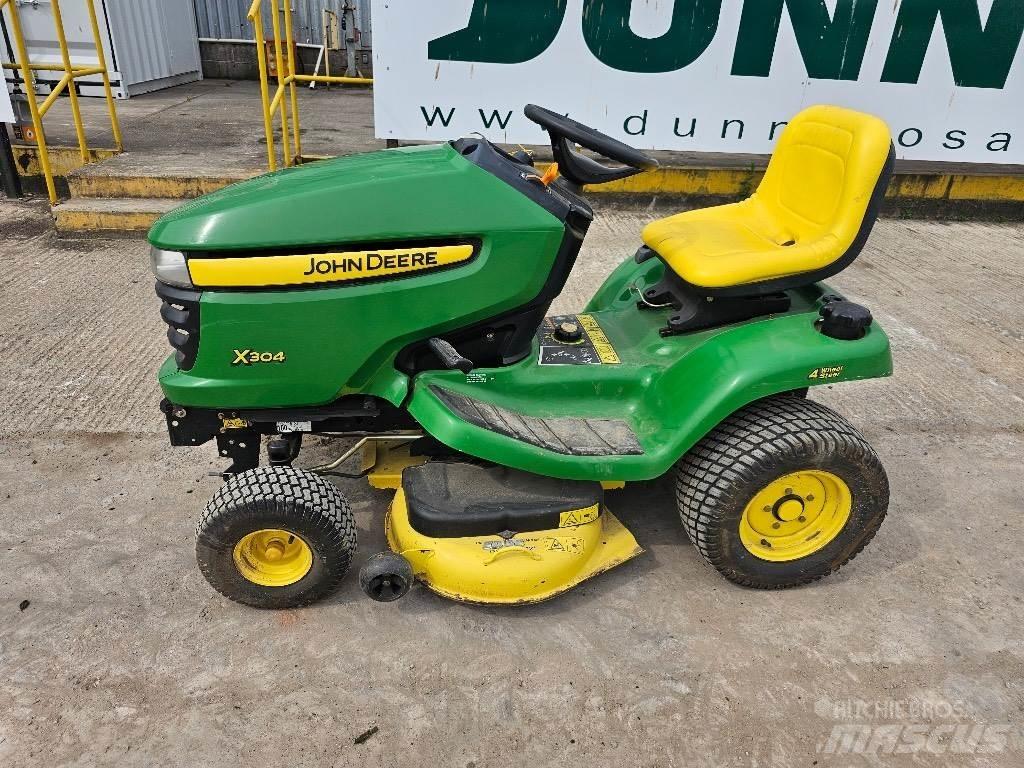 John Deere X 304 Traktorklippere