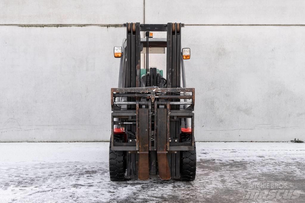 Manitou MI 35 G Diesel gaffeltrucks