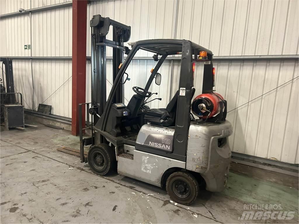 Nissan P1D1A18LQ LPG gaffeltrucks