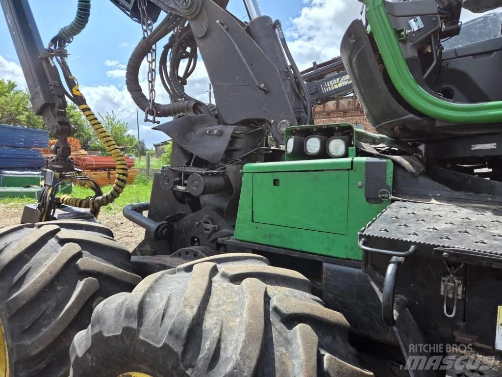 John Deere 1170 E Skovningsmaskiner