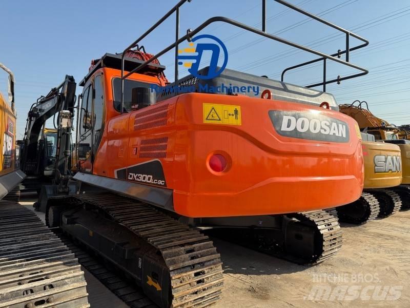 Doosan DX 300LC-9C Gravemaskiner på larvebånd
