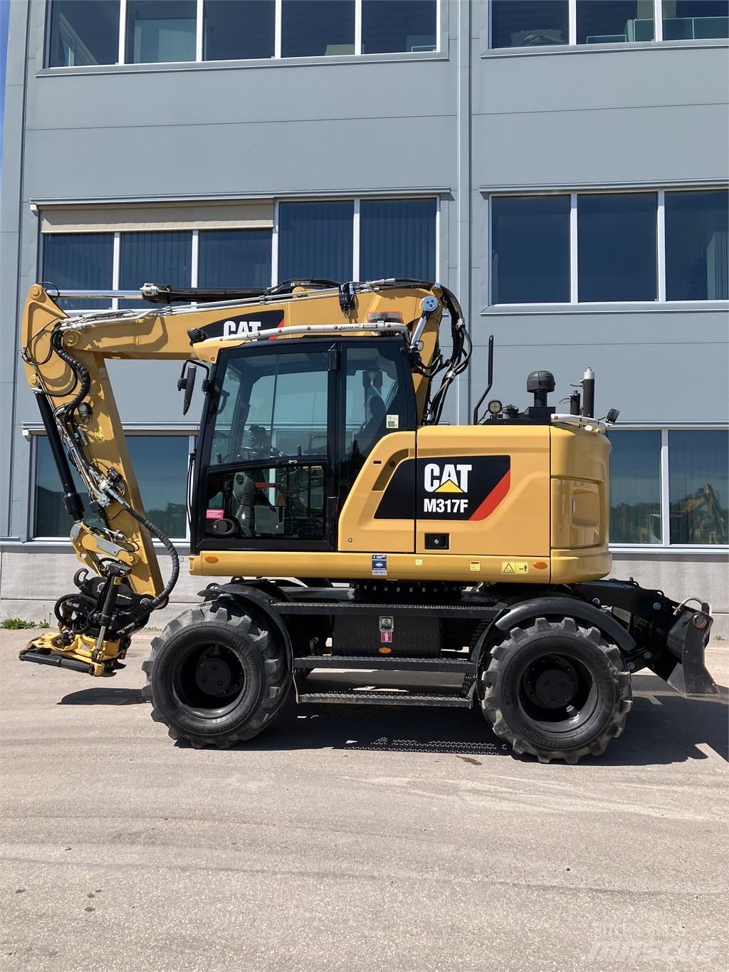 CAT 317 F Gravemaskiner på hjul