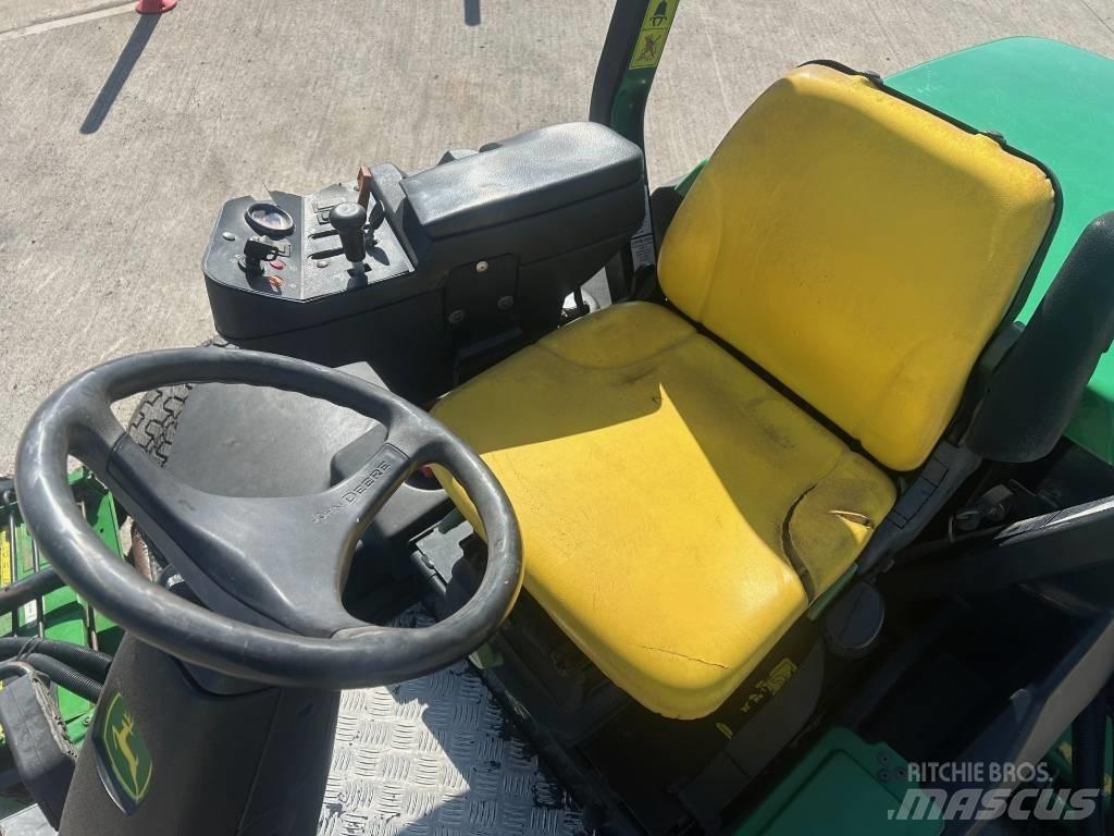 John Deere 3235C Fairway klippere