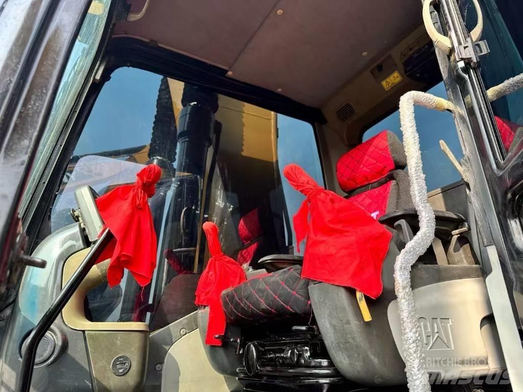 CAT 320 D Gravemaskiner på larvebånd