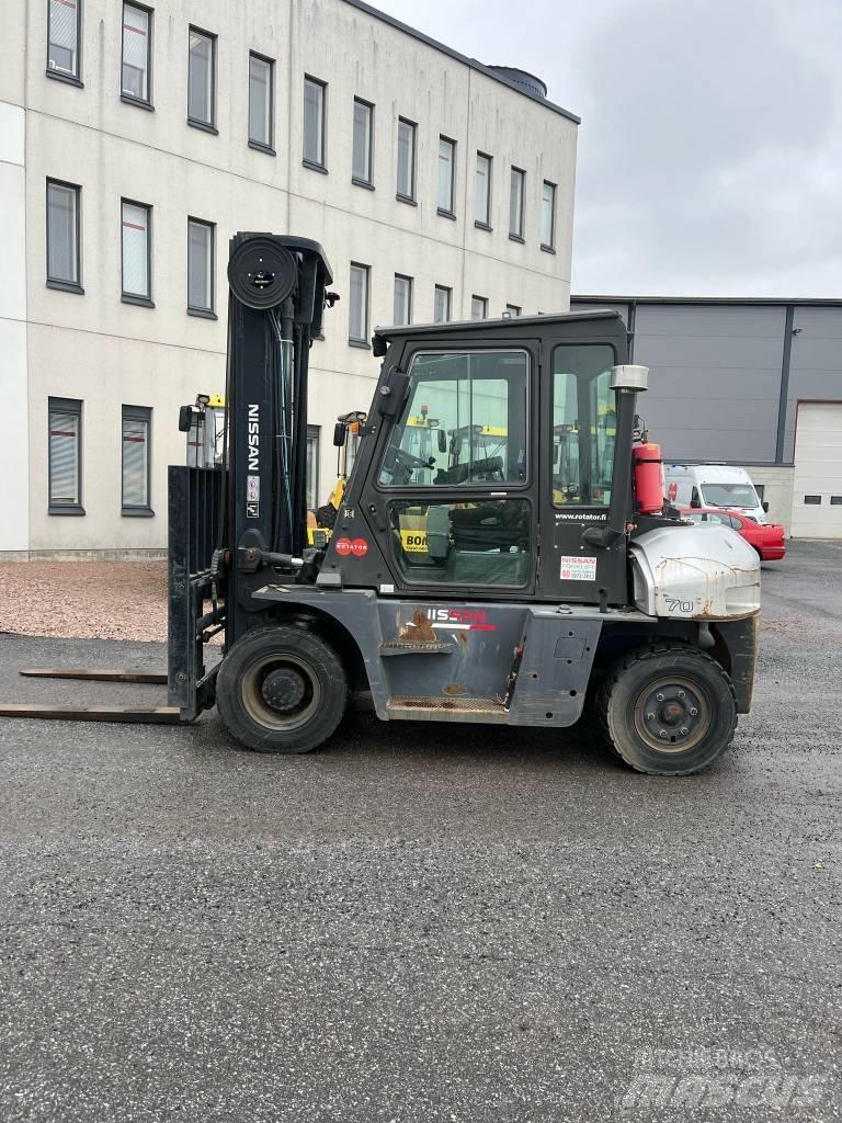 Nissan L1 F6 F70 Y Diesel gaffeltrucks
