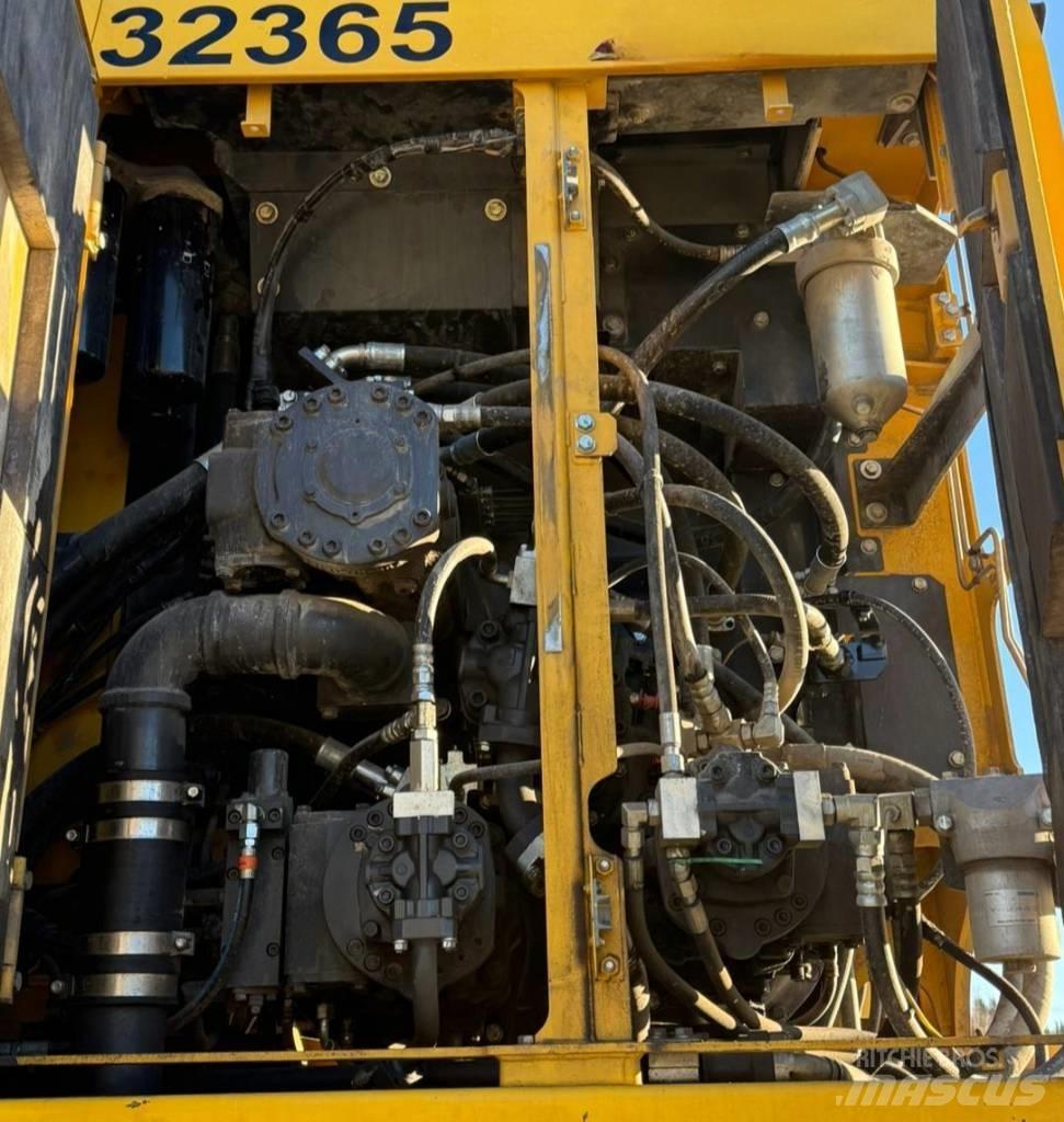 Komatsu PC 1250 -11EO Gravemaskiner på larvebånd