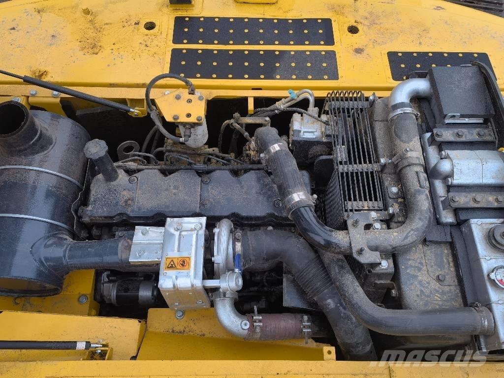Komatsu PC 220-8 Gravemaskiner på larvebånd