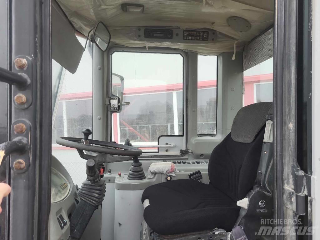 Hyundai HL 740-7 A Læssemaskiner på hjul