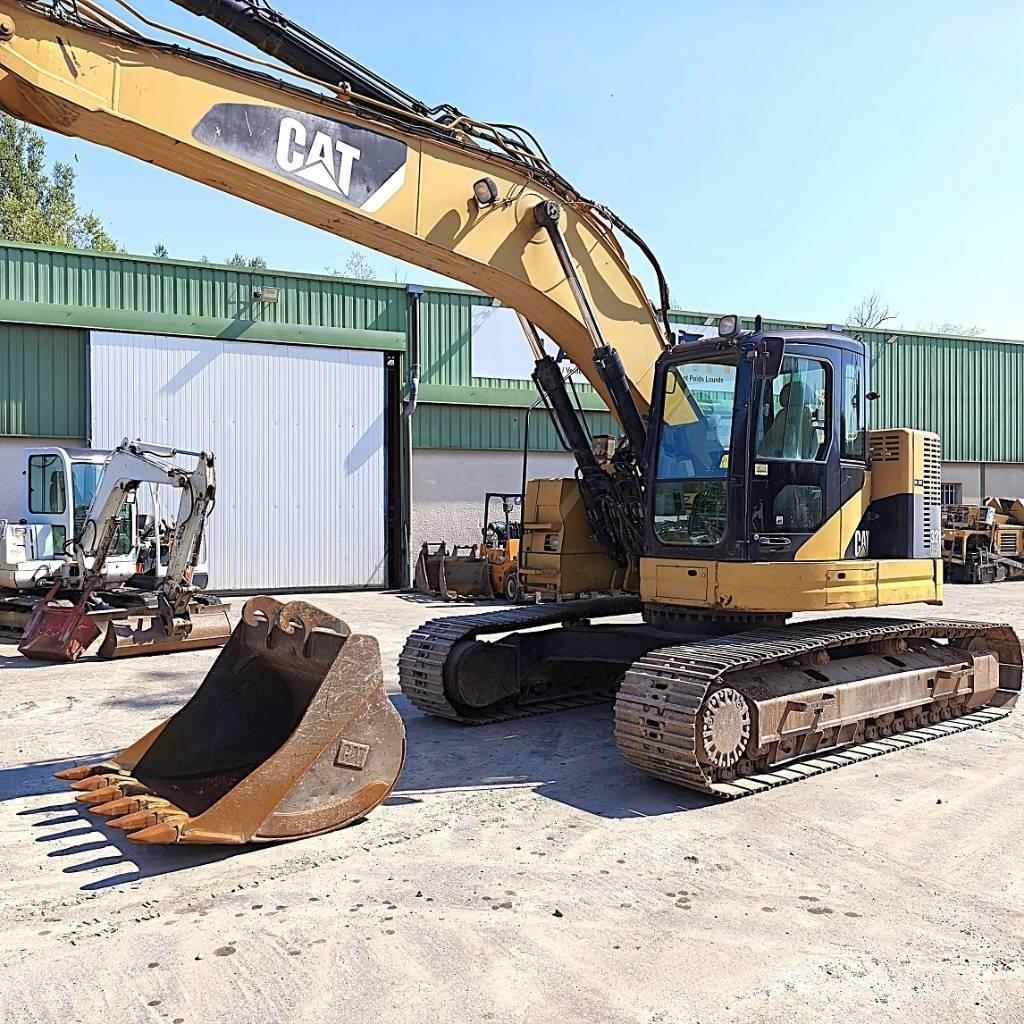 CAT 321 D Gravemaskiner på larvebånd