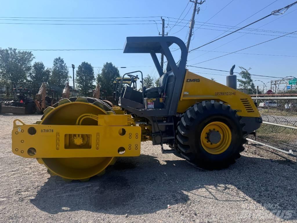 Bomag BW 211 P D-3 Enkelt tromle