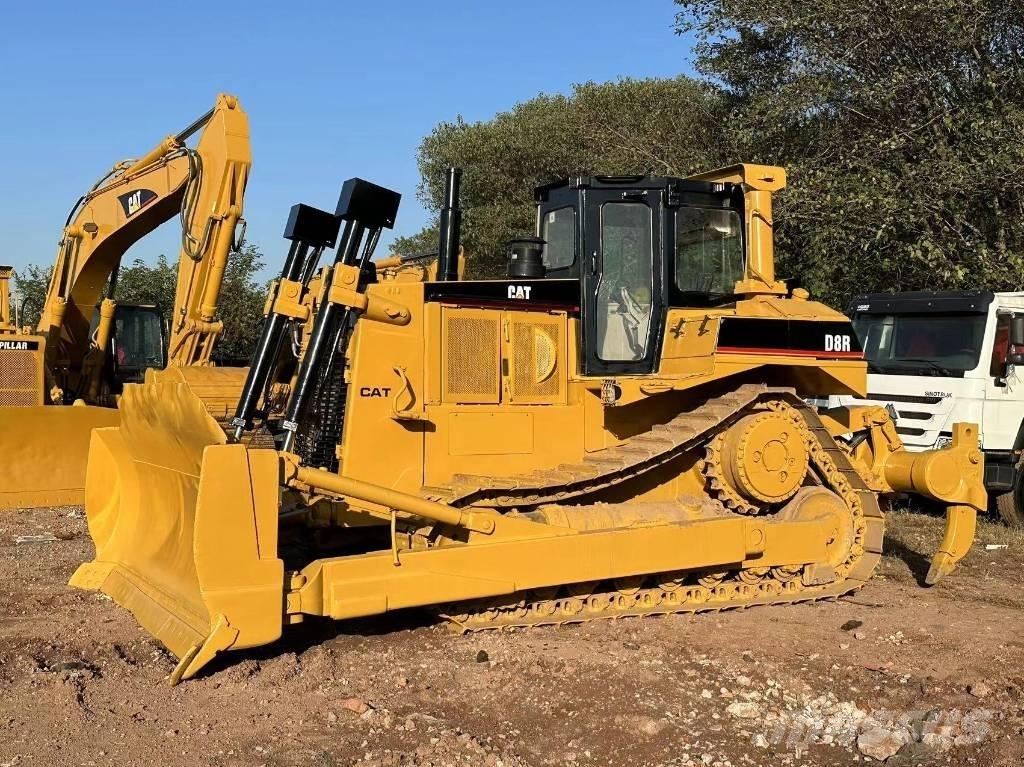 CAT D8R Bulldozer på larvebånd