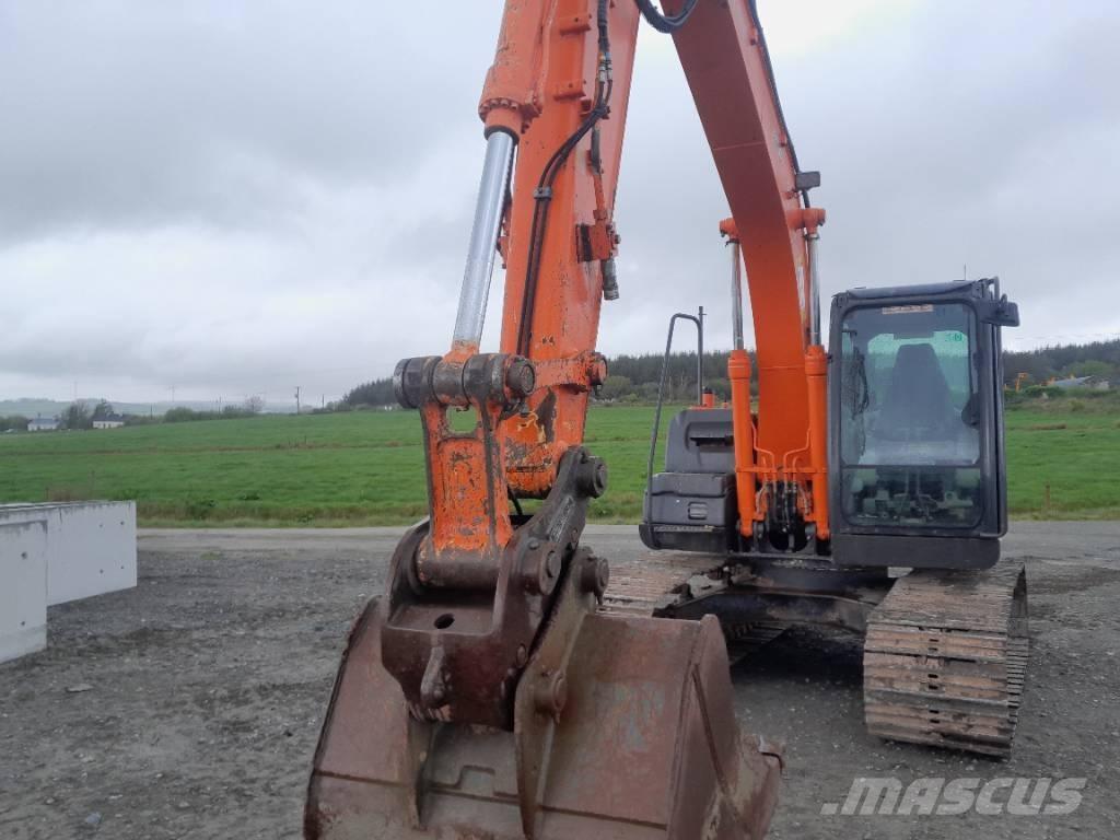 Hitachi Zaxis 130-5 Gravemaskiner på larvebånd