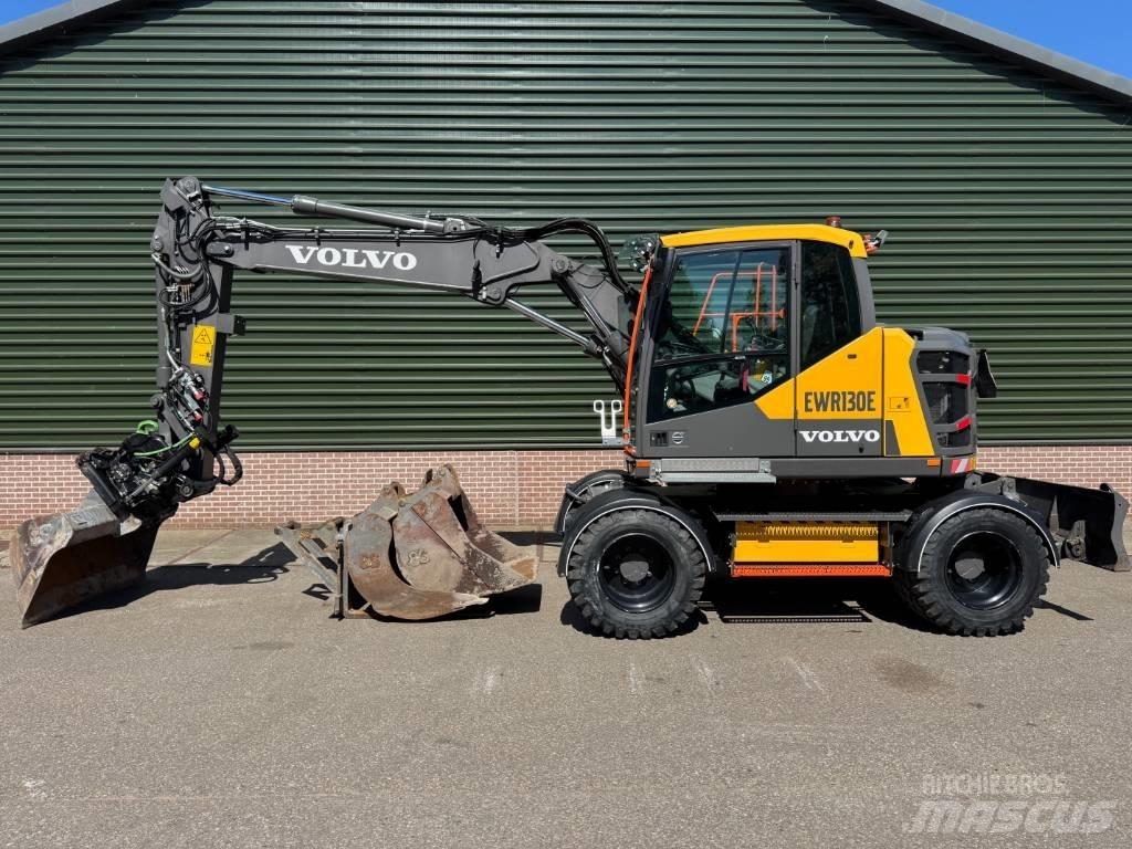 Volvo EWR 130 E Læssemaskiner på hjul
