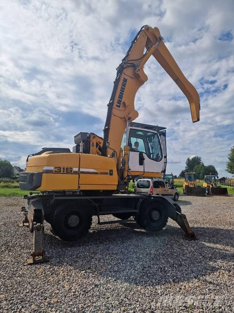 Liebherr 316 Andre kraner