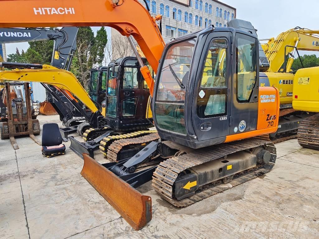 Hitachi ZX 70 Midi-gravemaskiner 7t - 12t