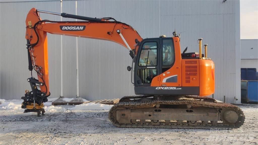 Doosan DX235LCR-5 Gravemaskiner på larvebånd