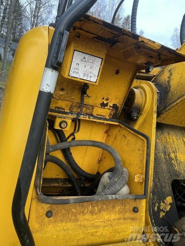 JCB JS 200 LC Gravemaskiner på larvebånd