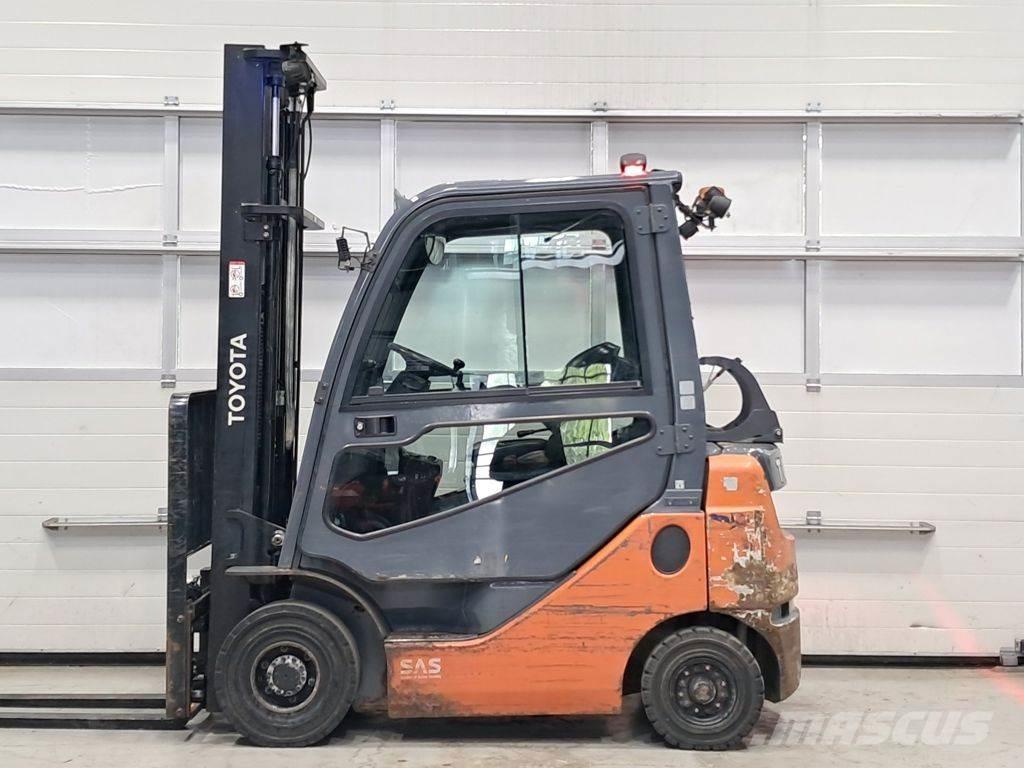 Toyota 02-8FGF18 LPG gaffeltrucks