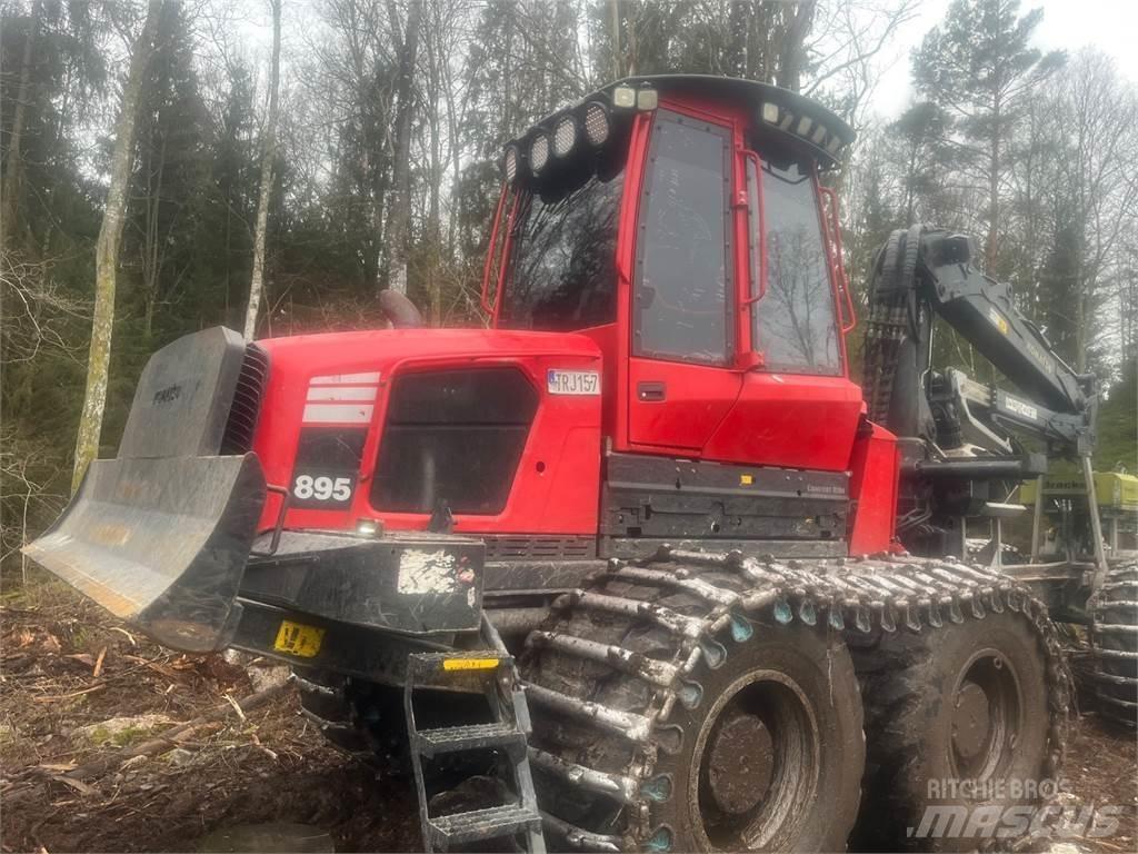 Komatsu 895 Udkørselsmaskiner