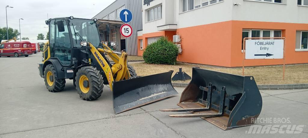 Komatsu WA 70 Læssemaskiner på hjul