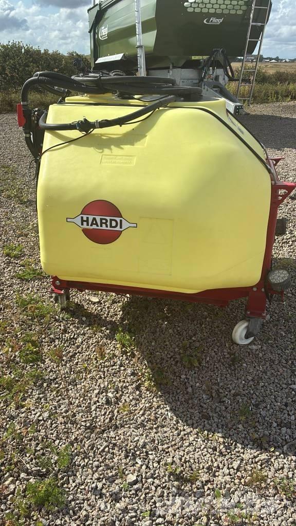 Hardi Fronttank Liftsprøjter