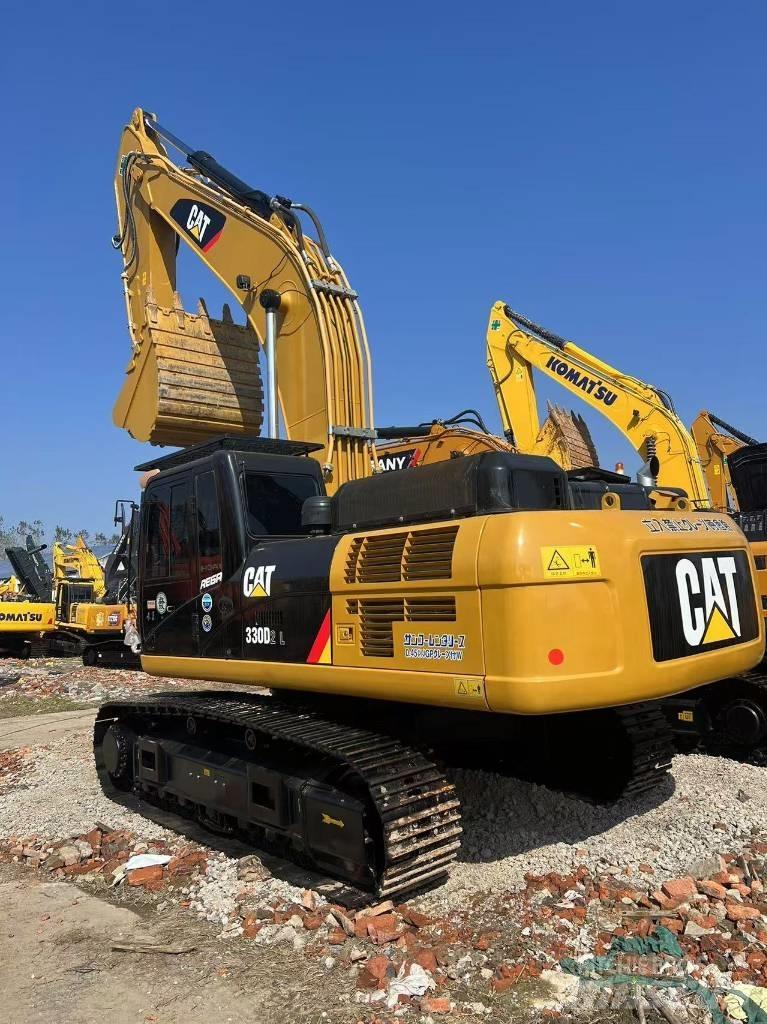 CAT 330 D Gravemaskiner på larvebånd