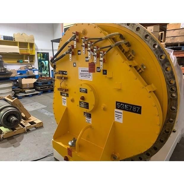 Komatsu 830 E Terrængående lastbiler