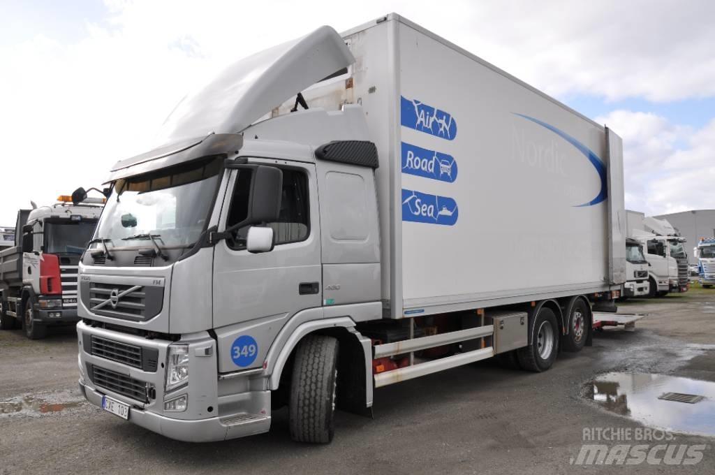 Volvo FM 6X2 Fast kasse