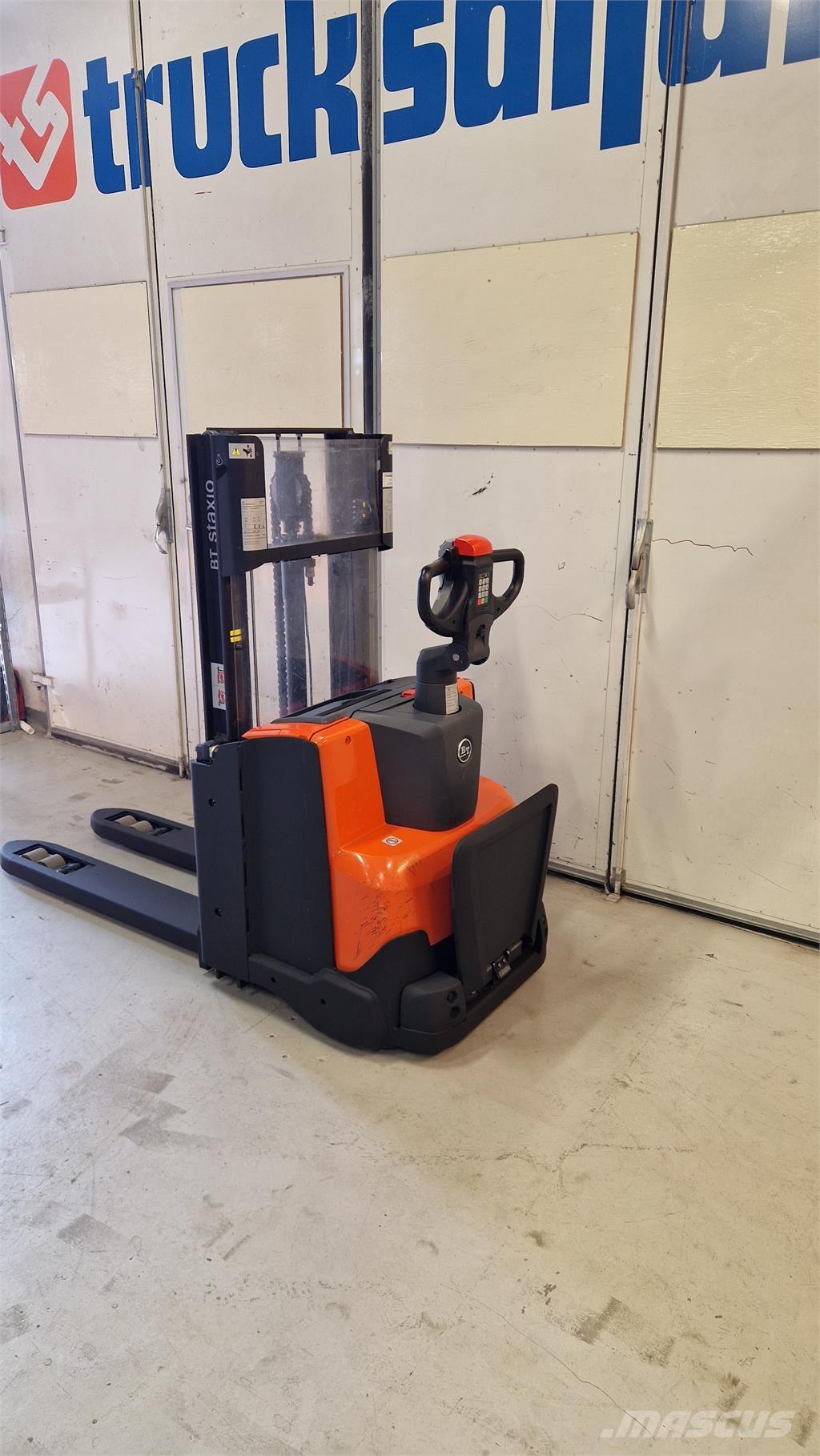 BT SWE200D Selvkørende stablere