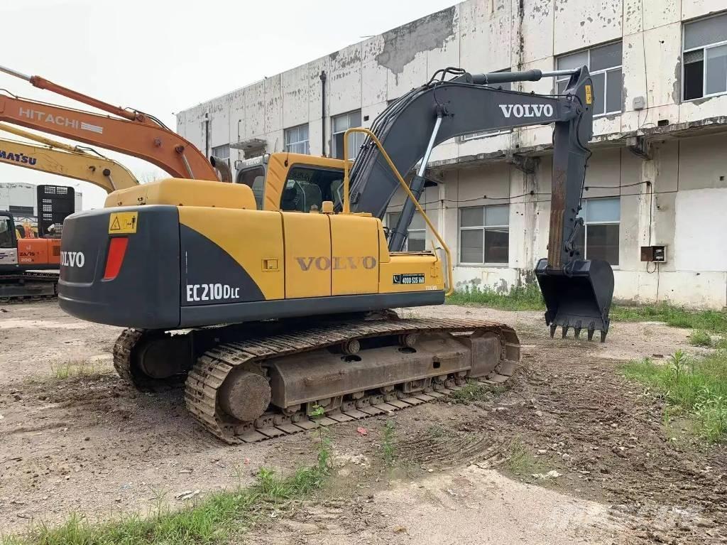 Volvo EC210D Gravemaskiner på larvebånd