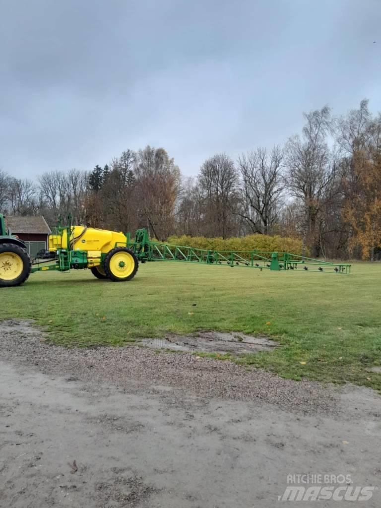 John Deere M 740 i Trailersprøjter