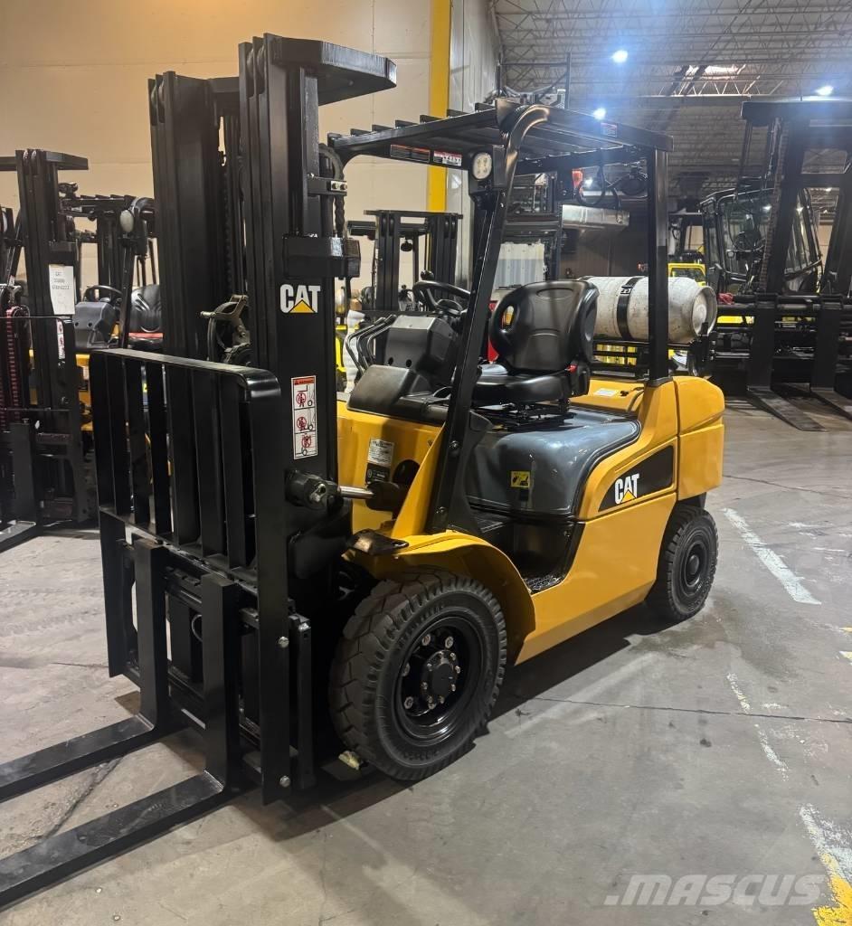 CAT FG30N Gaffeltrucks - andre