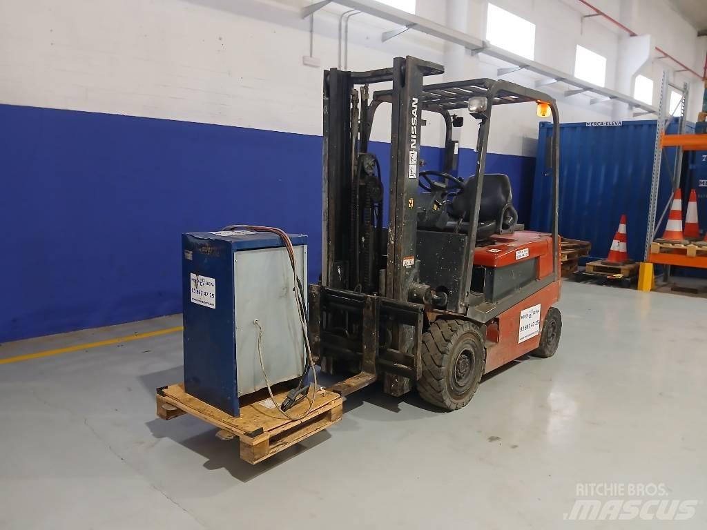Nissan Q02 L 20 CU El gaffeltrucks