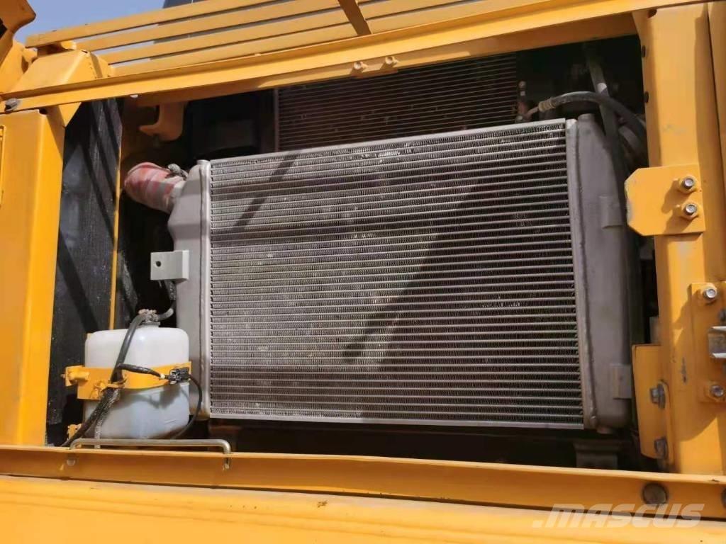 Komatsu PC360-7 Gravemaskiner på larvebånd