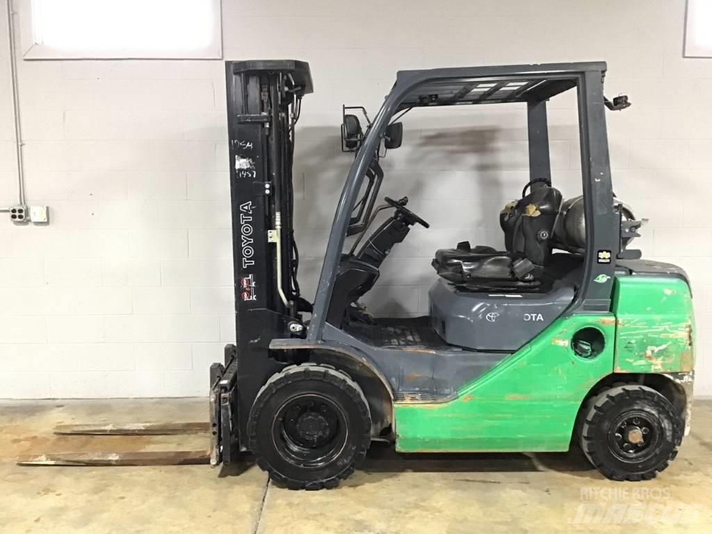 Toyota 8 FG U 25 Gaffeltrucks - andre