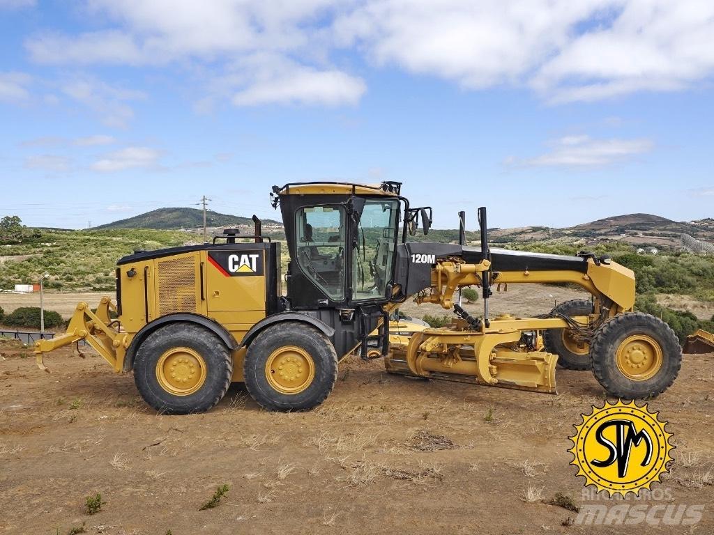 CAT 120 M Vejhøvle / Gradere