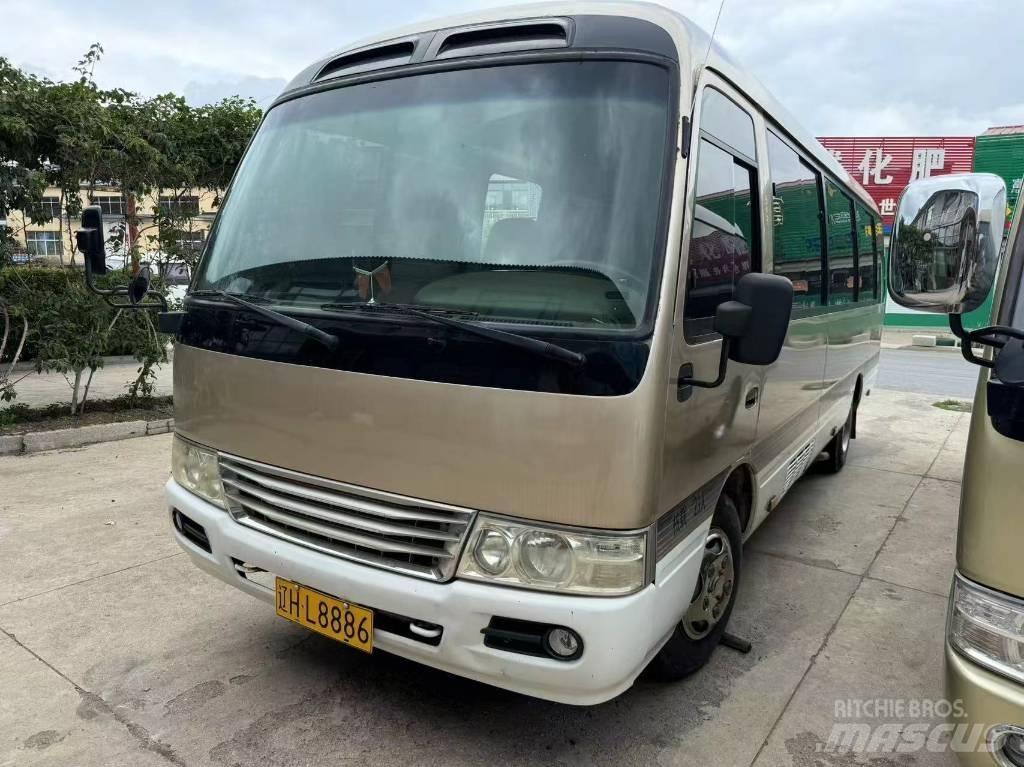 Toyota Coaster Minibusser