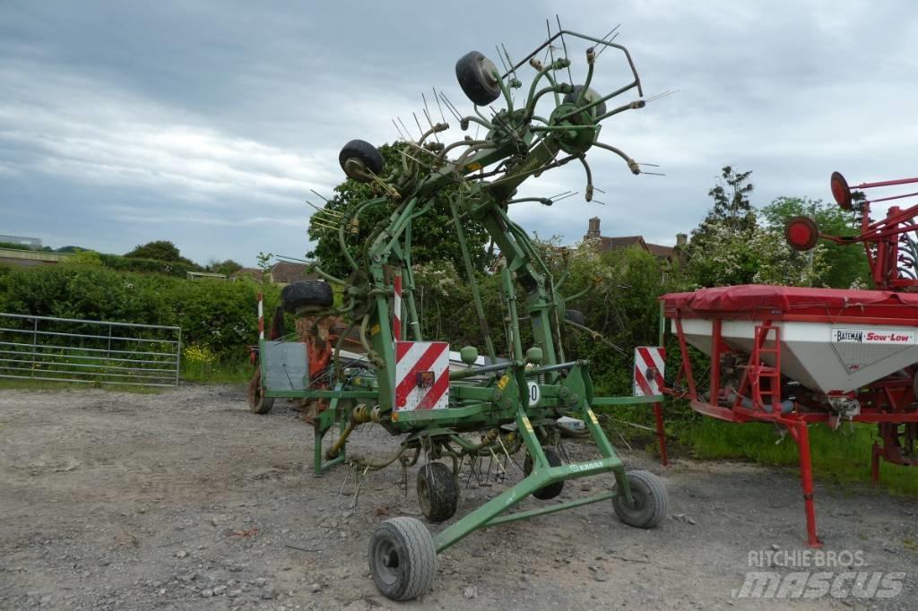 Krone KWT 10.50/8x7 River og høvendere