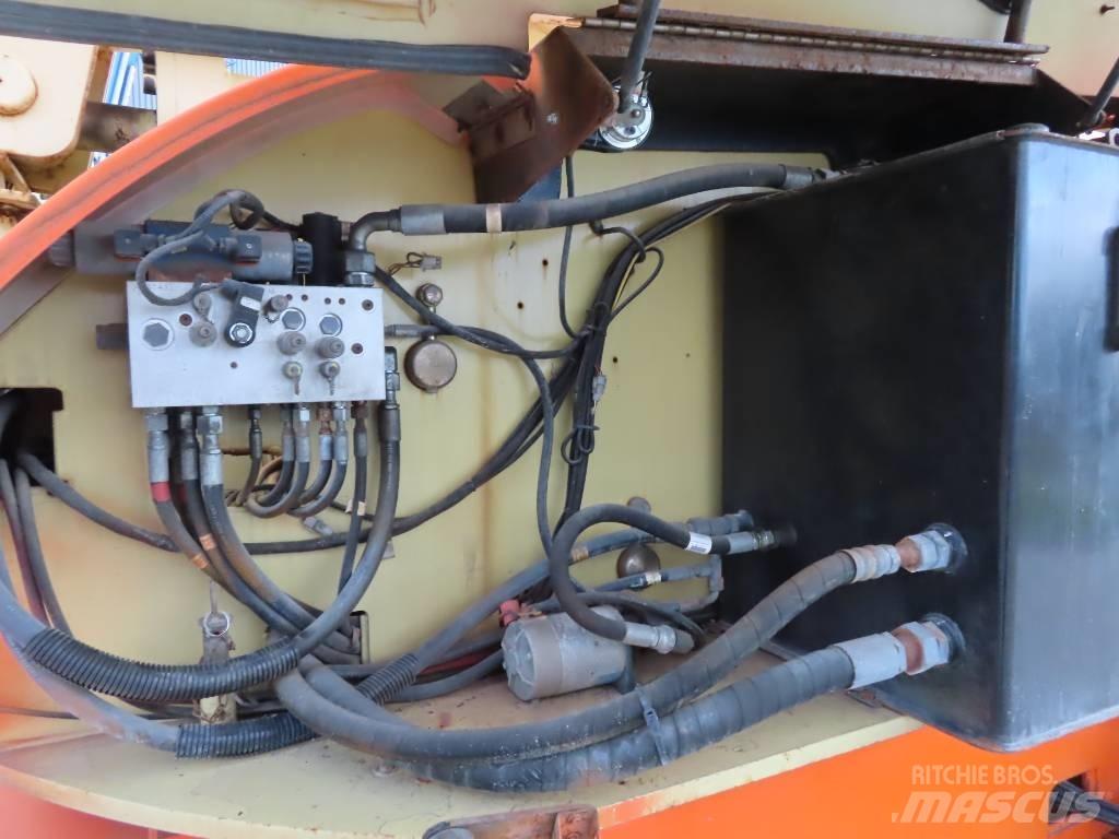 JLG 860 SJ Teleskoplifte