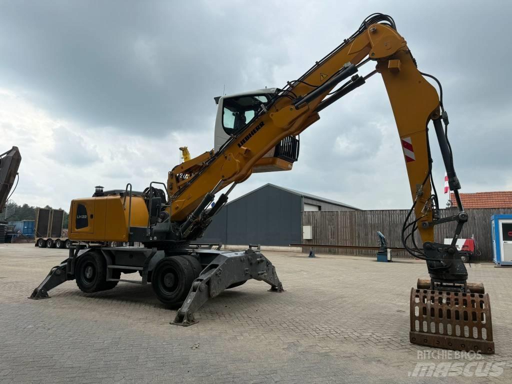 Liebherr LH 22 M Materialehåndteringsmaskiner