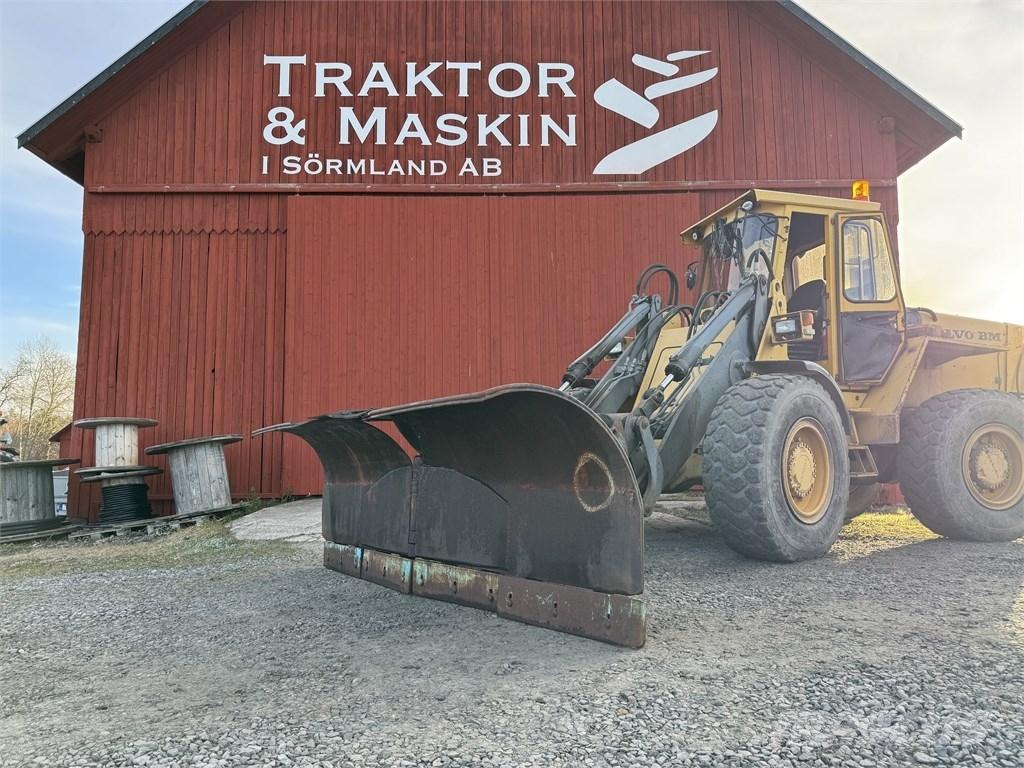 Uni-väg 320 Vikplog Sneskovle og -plove