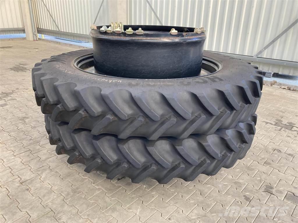 Mitas 380/105R54 Hjul, Dæk og Fælge