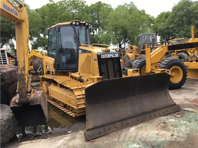 CAT D5K Bulldozer på larvebånd