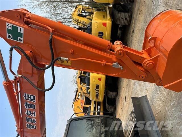 Hitachi ZX70 Gravemaskiner på larvebånd