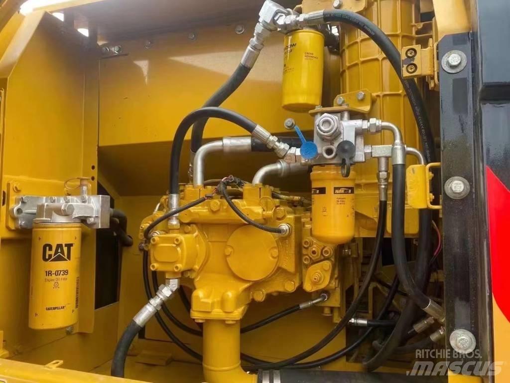 CAT 320 D Gravemaskiner på larvebånd