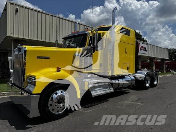 Kenworth W900 Trækkere