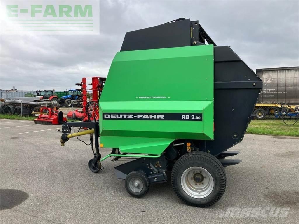 Deutz-Fahr RB 3.80 Pressere til firkantede baller