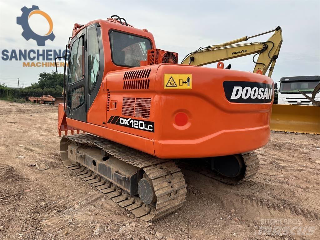 Doosan DX 120 Gravemaskiner på larvebånd