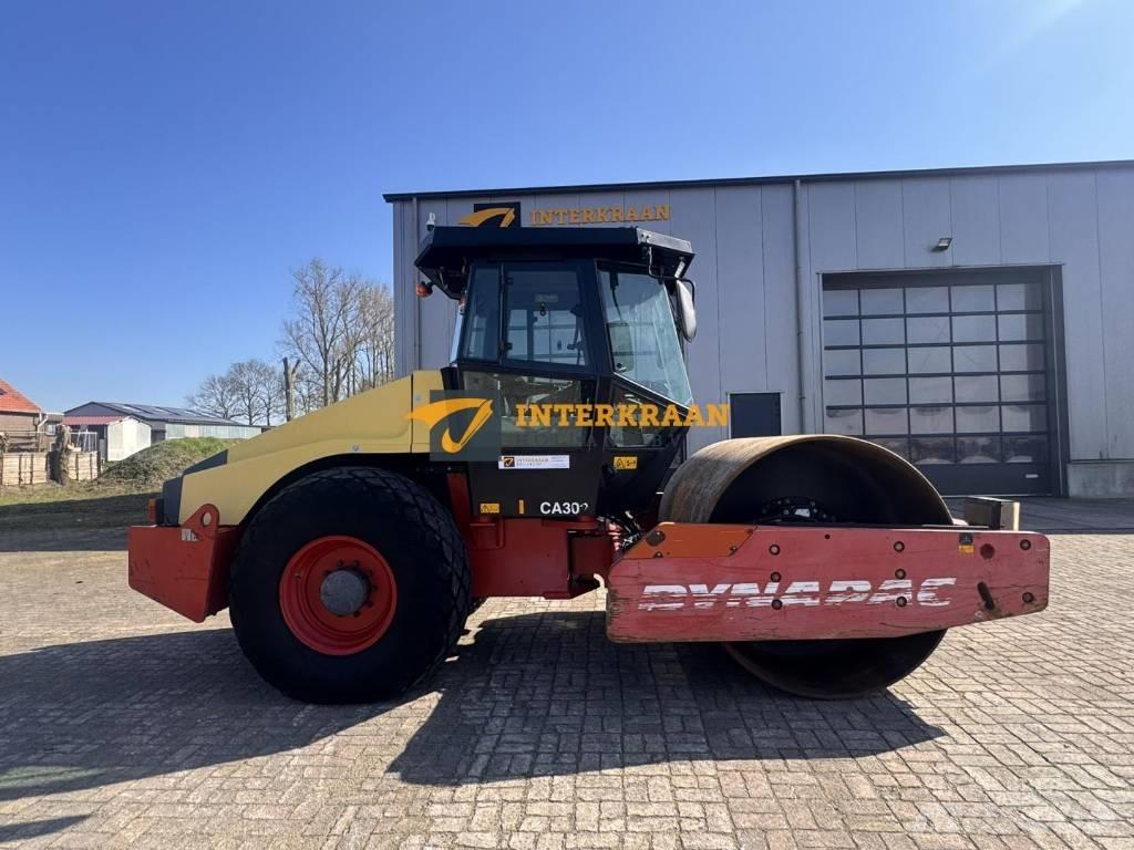 Dynapac CA 302 D Enkelt tromle